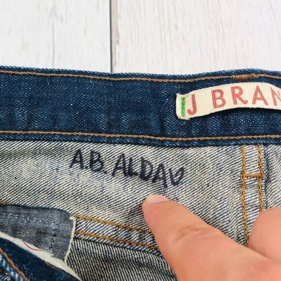 🇺🇸J Brand DK Shredder Skinny Jeans Size 24 - Picture 5 of 10